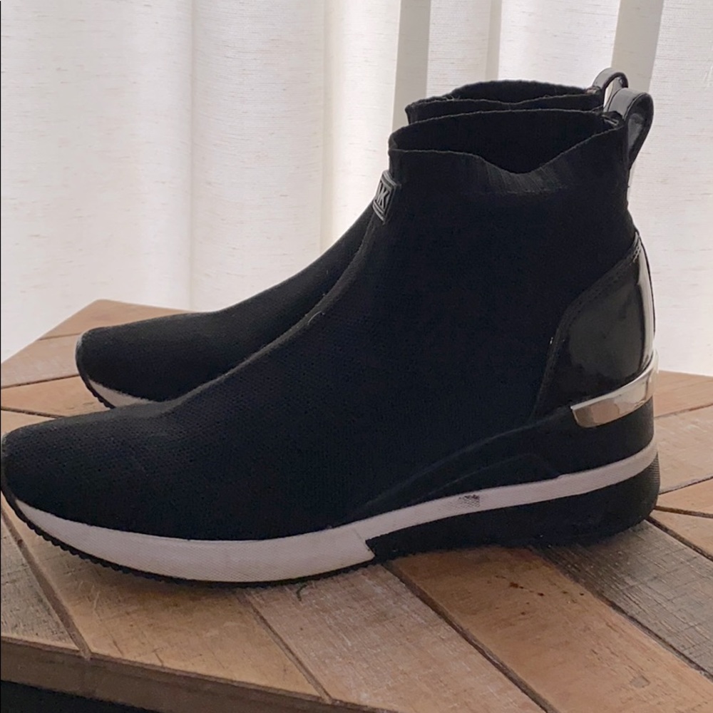 Michael Kors Skyler Stretch-Knit Sock Sneaker